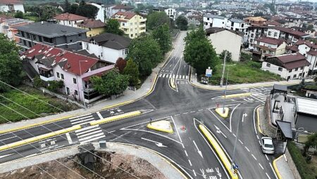 Başiskele’de modern kavşak hizmete açıldı