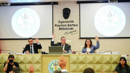 Başkan Dutlulu Büyükşehir’in Çalışmalarını ve Gündemi Değerlendirdi