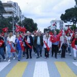 Burhaniye’de Fener Alayı Coşkusu
