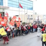Çiğli’de 1 Mayıs Coşkusu: Başkan Yıldız Emekçilerle Omuz Omuza