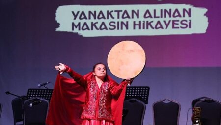 Down Sendromlu gençlerden  Büyükakın’a duygulandıran sürpriz