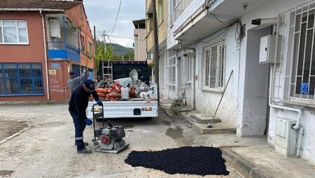 Gemlik Belediyesi Acil Müdahale Ekibi Sahada