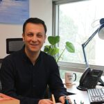 “Günde en az üç kez sarılın!”