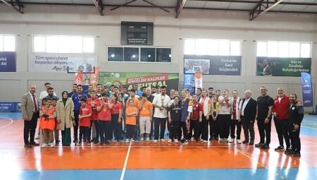 İnegöl’de Engelsiz Turnuva Coşkusu