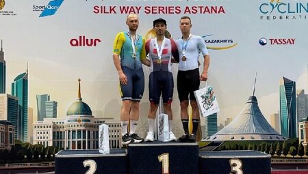 Milli bisikletçilerimizden Astana’da pist bisikleti yarışlarında altın ve gümüş madalya gururu