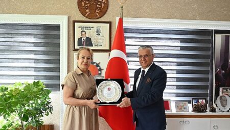 TKB Kemer Şube Başkanı Akdağ’dan Başkan Topaloğlu’na ziyaret