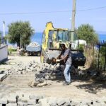Burhaniye’de Yol Çalışmaları Tüm Hızıyla Devam Ediyor