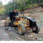 Alanya’da kırsal mahalle yollarına yaz bakımı