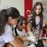 Başkan Çerçioğlu’nun Çalışmaları ile Aydınlı Minikler Yaz Tatilini Bilimle Geçiriyor
