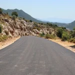 Büyükşehir’in sıcak asfalt çalışması sürüyor