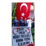 Dualar kahramanlar için yükseldi