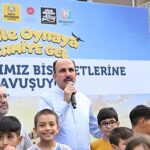 Başkan Altay, “Güle Oynaya Camiye Gel” Projesinde Bisiklet Almaya Hak Kazanan Çocuklara Bisikletlerini Hediye Etti