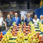 Başkan Tugay İzmir’in hal esnafıyla buluştu
