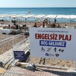Büyükşehir’in engelsiz plajlarından bu yıl 45 bin vatandaş yararlandı