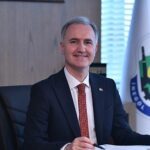 İnegöl Belediyesi’nden Mevlid Kandilinde Helva İkramı