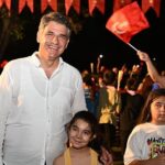 Kartepe’de 30 Ağustos Coşkusu Fener Alayıyla Taçlandı
