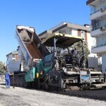 Aliağa ve Seferihisar’da yollar yenileniyor