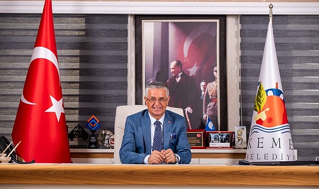 Başkan Topaloğlu’nun eğitime desteği köşe yazısında