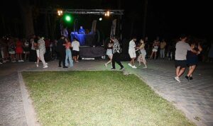 Kemer’de muhteşem Latin dans şovu