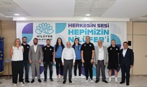 Nilüfer Belediyesporlu milli sporculara Başkan Şadi Özdemir’den tebrik