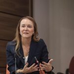 Başkan Mutlu, Konak’ın dirençli kent vizyonunu uluslararası konferansta anlattı