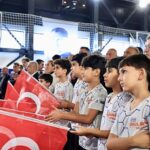 İBB’den Eğitime Bir Yatırım Daha: Zeytinburnu Merkezefendi Anadolu İmam Hatip Lisesi Spor Salonu Açıldı
