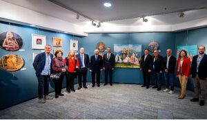 KAÇUV’un “12 Renk, Binlerce Umut” sergisi sanatseverlerle buluştu