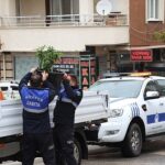 Nilüfer’de kaldırım ve yolları işgal eden tabelalar toplandı