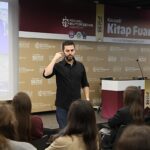 Ünlü eğitmenlerden gençlere başarı tüyoları